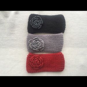 NWOT♥️3 Winter Headbands with Flower & Button